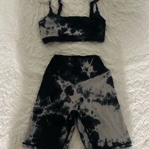 Vitality tie dye sports bra and biker shorts XS